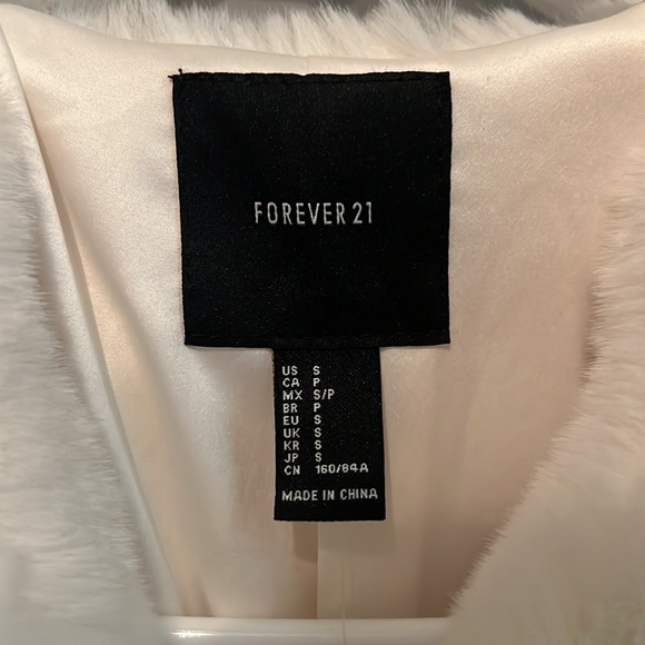 White/Cream Faux Fur Jacket - Picture 3 of 4